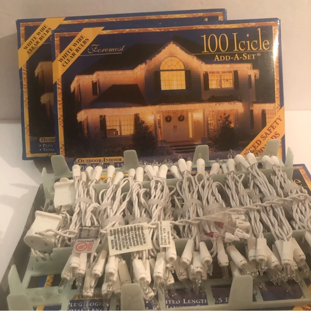 Foremost 100 Icicle Outdoor/Indoor Lights Lot of 3 Boxes Clear Bulbs NEW